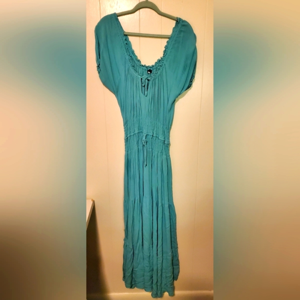 Lotustraders off the shoulder Dress